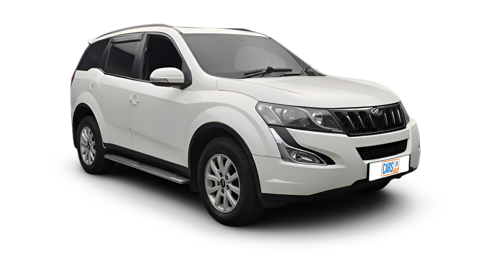 Mahindra XUV500-img